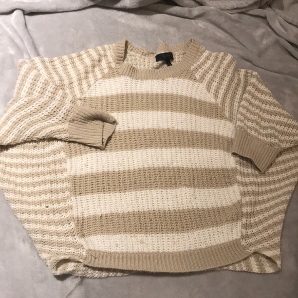 Cream and Tan Jessica Simpson Sweater - Picture 2 of 7